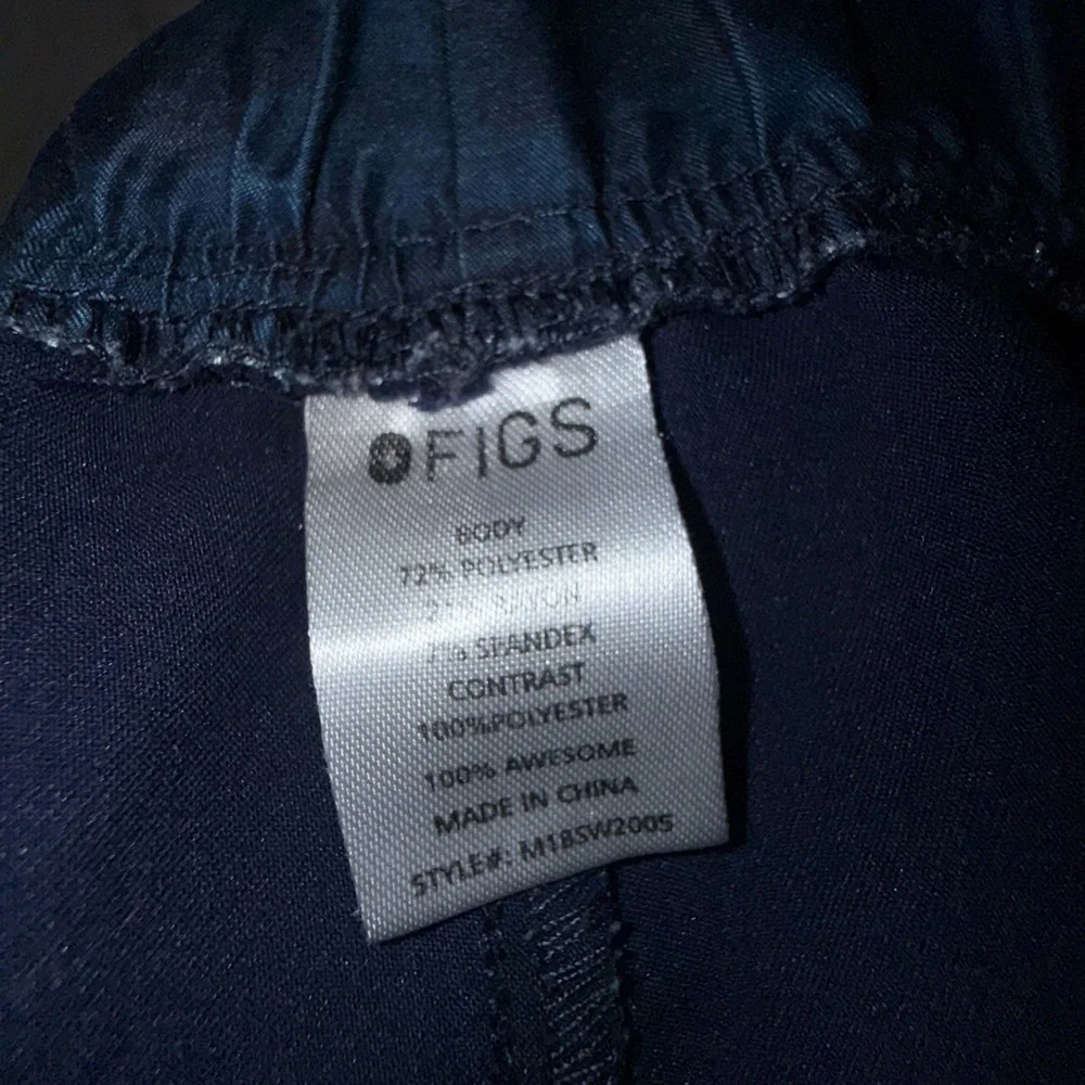 Figs adjustable 33”